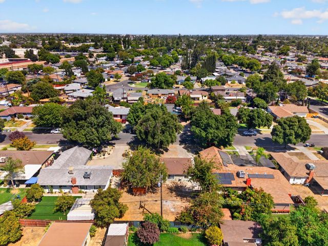 2903 N Fisher Street, Fresno, CA 93703