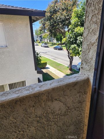8632 Park, Bellflower, CA 90706