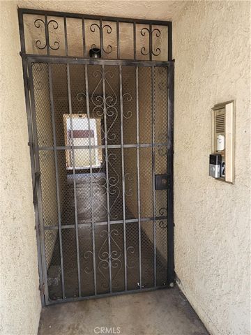 8632 Park, Bellflower, CA 90706