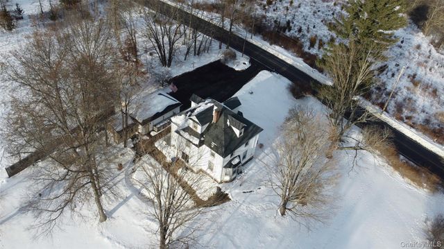 165 Round Hill Road, Washingtonville, NY 10992