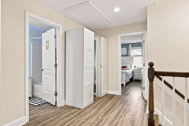 208 Crownshield Ave 208, Uxbridge, MA 01569