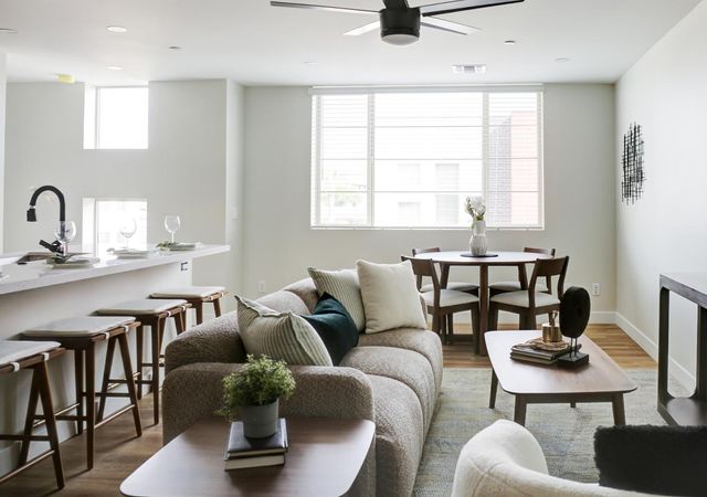 630 N Power Road Unit 111, Mesa, AZ 85205