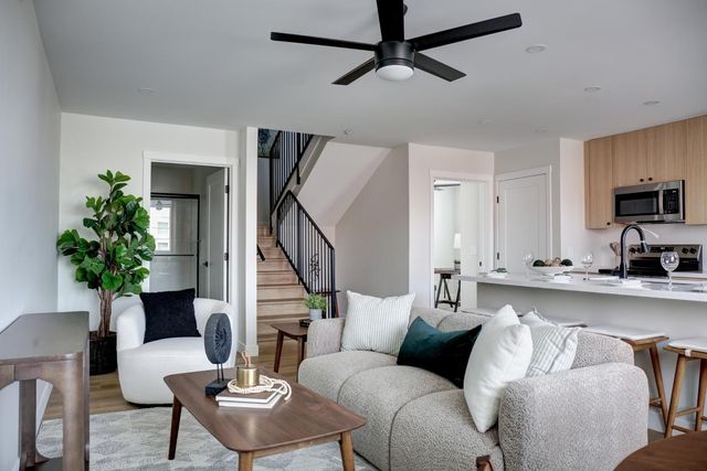 630 N Power Road Unit 111, Mesa, AZ 85205