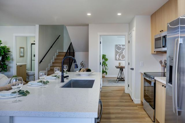 630 N Power Road Unit 111, Mesa, AZ 85205