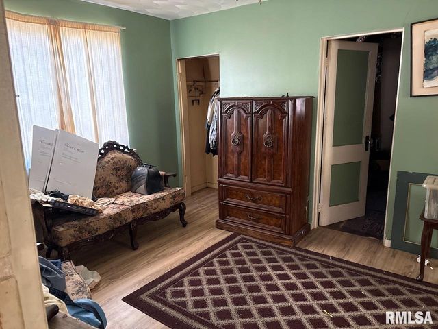 829 E MCCLURE Avenue, Peoria, IL 61604