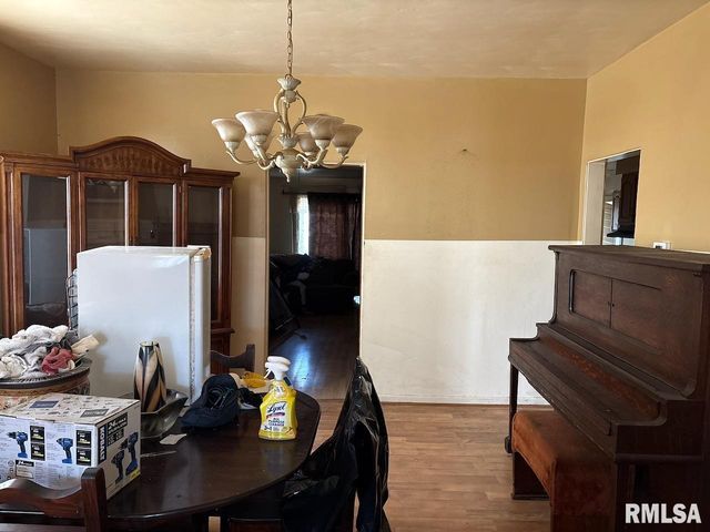 829 E MCCLURE Avenue, Peoria, IL 61604