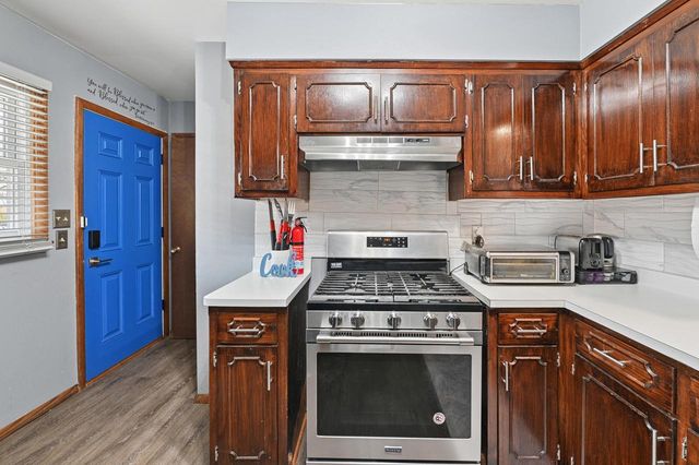 9826 W Menomonee Park COURT, Milwaukee, WI 53225