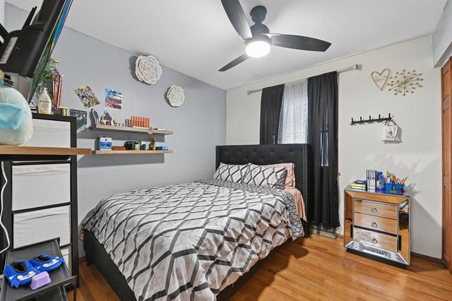 9826 W Menomonee Park COURT, Milwaukee, WI 53225