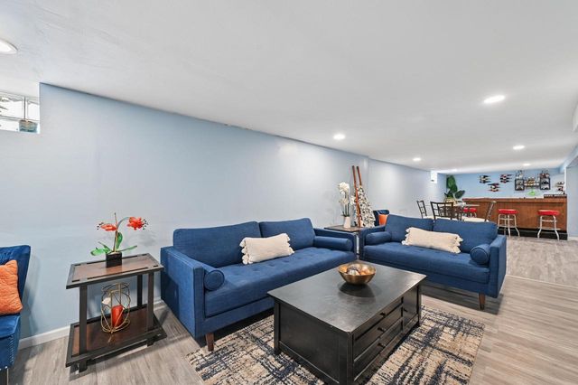 9826 W Menomonee Park COURT, Milwaukee, WI 53225