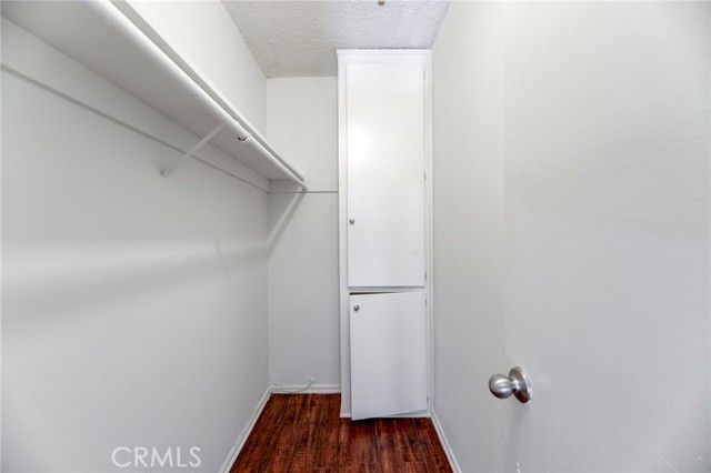 2615 Chariton Street, Los Angeles, CA 90034