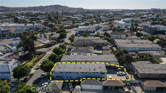 2615 Chariton Street, Los Angeles, CA 90034