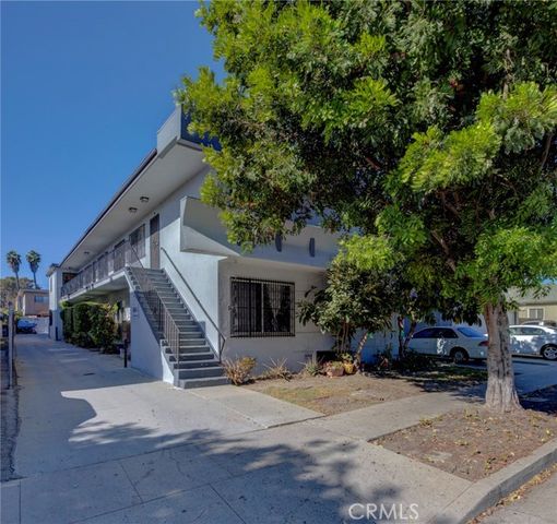 2615 Chariton Street, Los Angeles, CA 90034