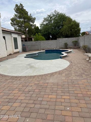 407 W HELENA Drive, Phoenix, AZ 85023