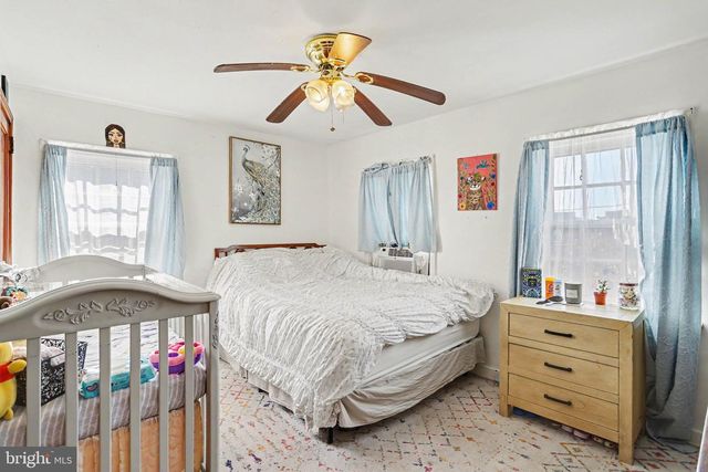 239 LOCUST ST, New Holland, PA 17557