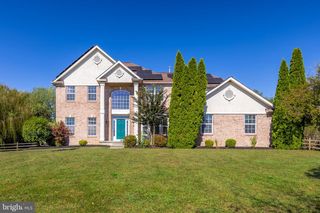 5 JAMES CT, Woolwich Twp, NJ 08085