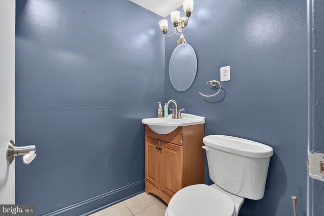 6013 KINGSFORD CT, Bethesda, MD 20817
