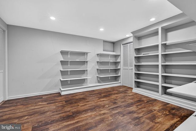 6013 KINGSFORD CT, Bethesda, MD 20817