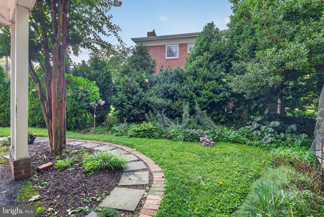 6013 KINGSFORD CT, Bethesda, MD 20817