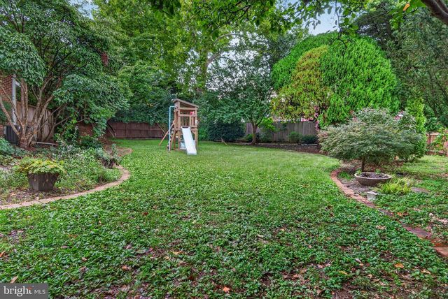 6013 KINGSFORD CT, Bethesda, MD 20817