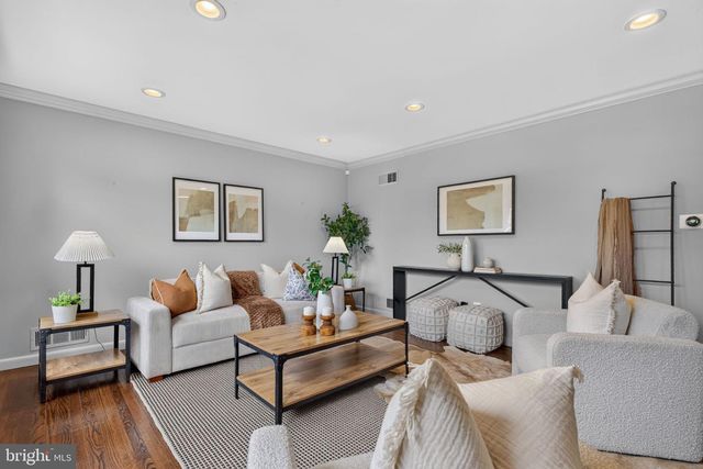 6013 KINGSFORD CT, Bethesda, MD 20817