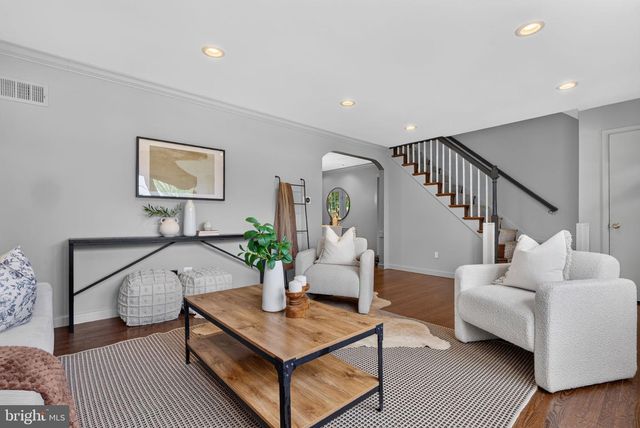6013 KINGSFORD CT, Bethesda, MD 20817