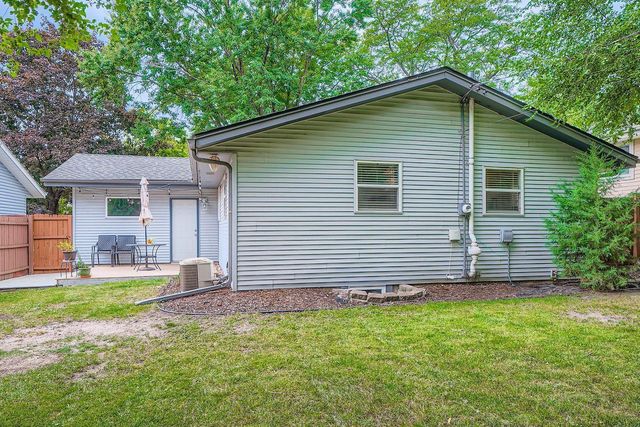 3142 Grimes Avenue N, Robbinsdale, MN 55422