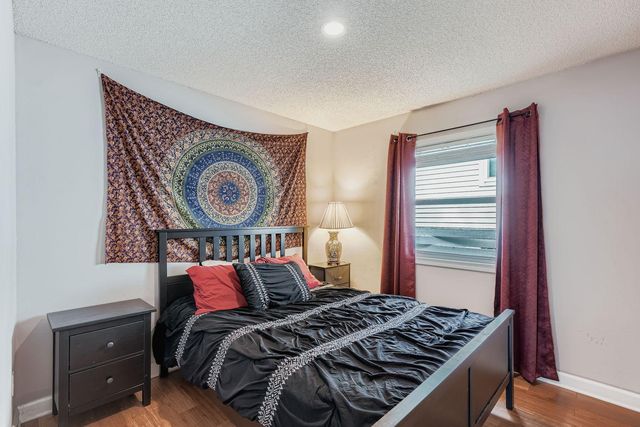 3142 Grimes Avenue N, Robbinsdale, MN 55422