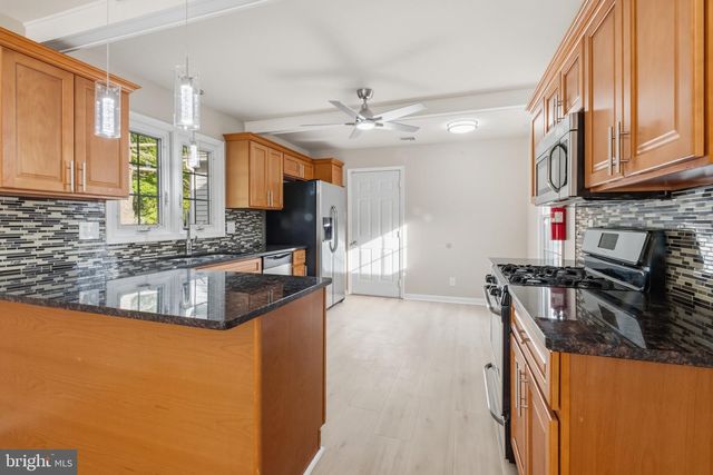 107 BRICK RD, Cherry Hill, NJ 08003