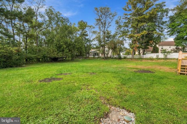 107 BRICK RD, Cherry Hill, NJ 08003