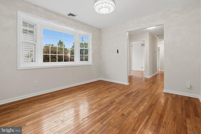107 BRICK RD, Cherry Hill, NJ 08003