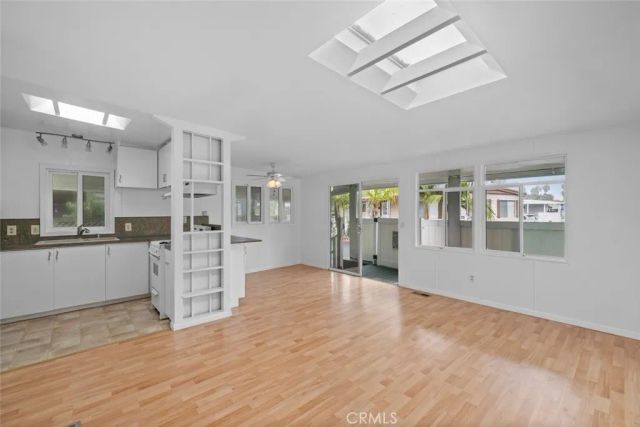 307 Lexington, Newport Beach, CA 92660