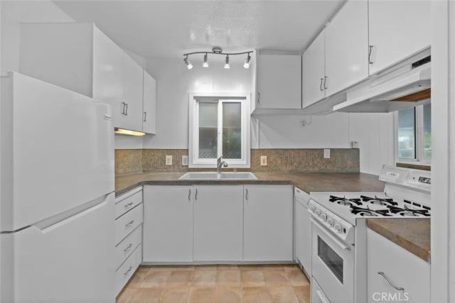 307 Lexington, Newport Beach, CA 92660