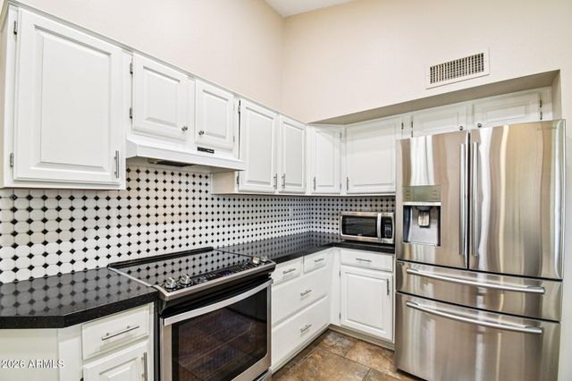 13730 W GREENVIEW Drive, Sun City West, AZ 85375