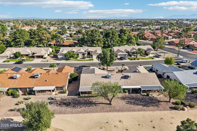 13730 W GREENVIEW Drive, Sun City West, AZ 85375