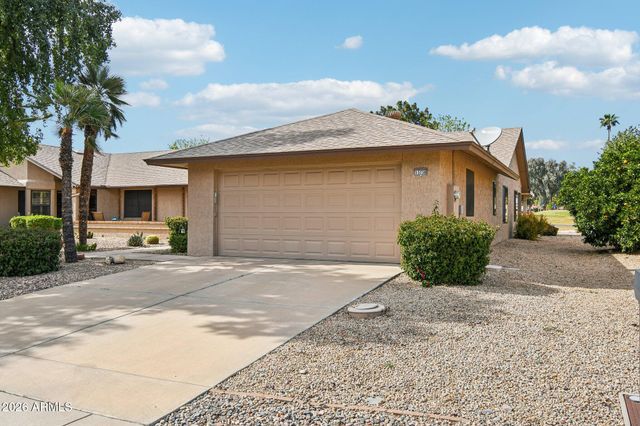 13730 W GREENVIEW Drive, Sun City West, AZ 85375