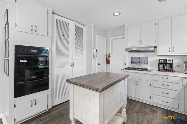 4811 Lilac Lane, Victoria, TX 77904