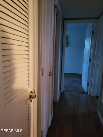 5028 ROYAL Drive, El Paso, TX 79924