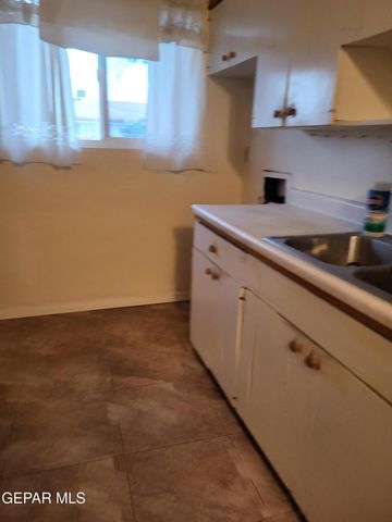 5028 ROYAL Drive, El Paso, TX 79924