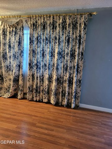 5028 ROYAL Drive, El Paso, TX 79924