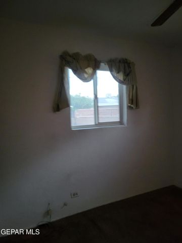 5028 ROYAL Drive, El Paso, TX 79924