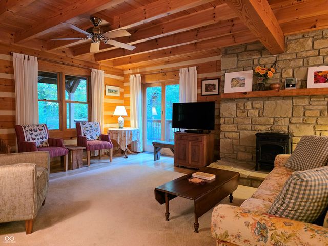 6368 Bluebird Trail, Nashville, IN 47448