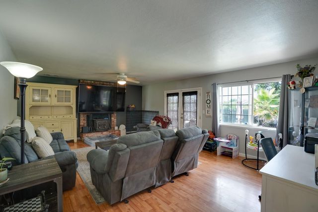 6828 Rosario Ct, Stockton, CA 95207