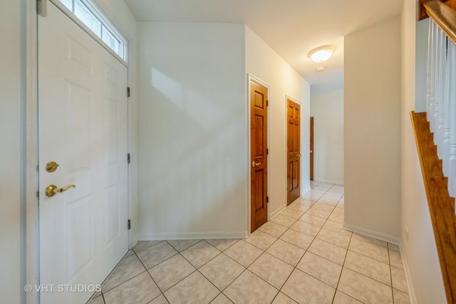 561 Goodwin Drive, Bolingbrook, IL 60440