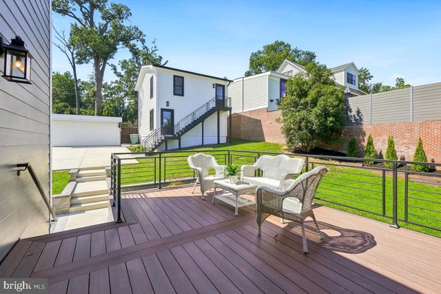 4122 16TH ST NW, Washington, DC 20011