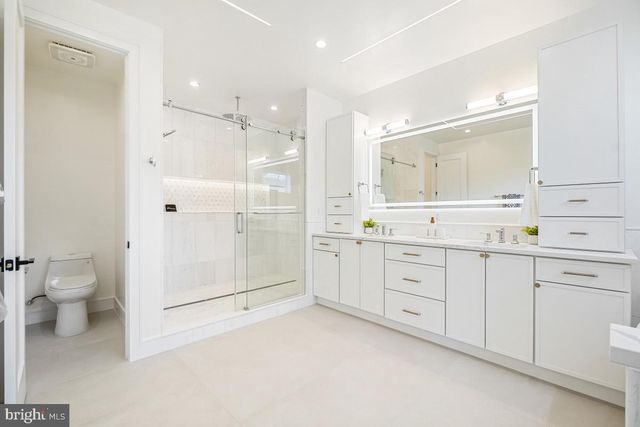 4122 16TH ST NW, Washington, DC 20011