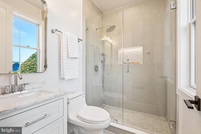 4122 16TH ST NW, Washington, DC 20011