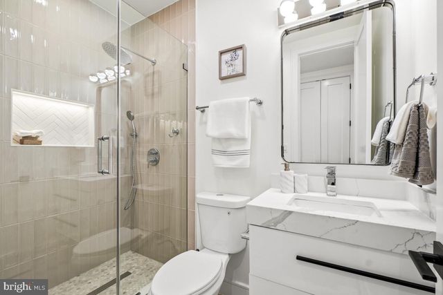 4122 16TH ST NW, Washington, DC 20011