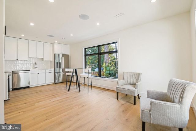 4122 16TH ST NW, Washington, DC 20011