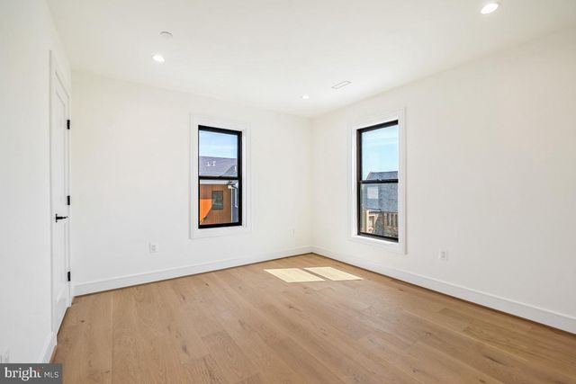 4122 16TH ST NW, Washington, DC 20011