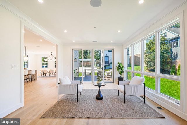 4122 16TH ST NW, Washington, DC 20011